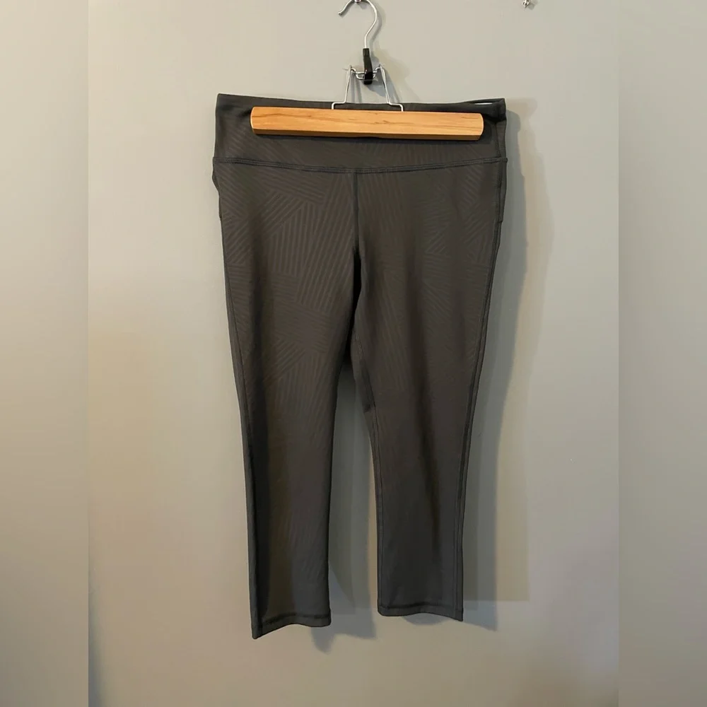 Marika Sport Capri Leggings